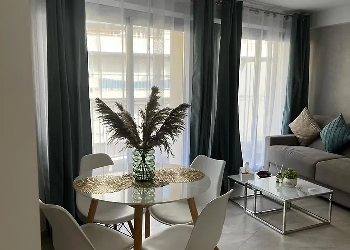- Centre De Apartment Cannes